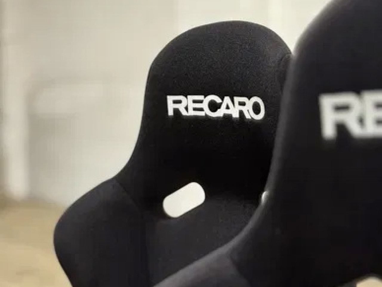 2010 Recaro Pole Position Competition Seats