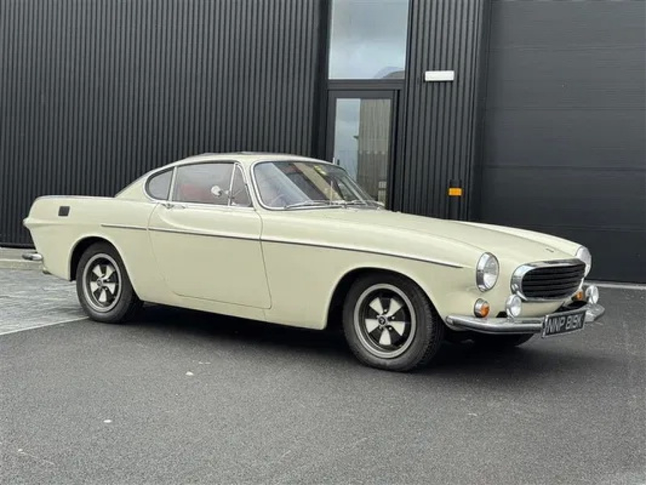 1972 Volvo P1800 E