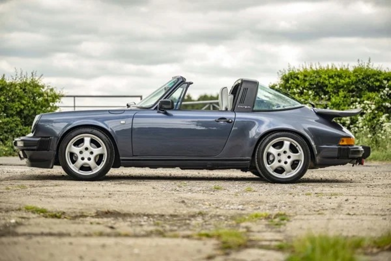 1986 Porsche 911 Carrera Sport Targa