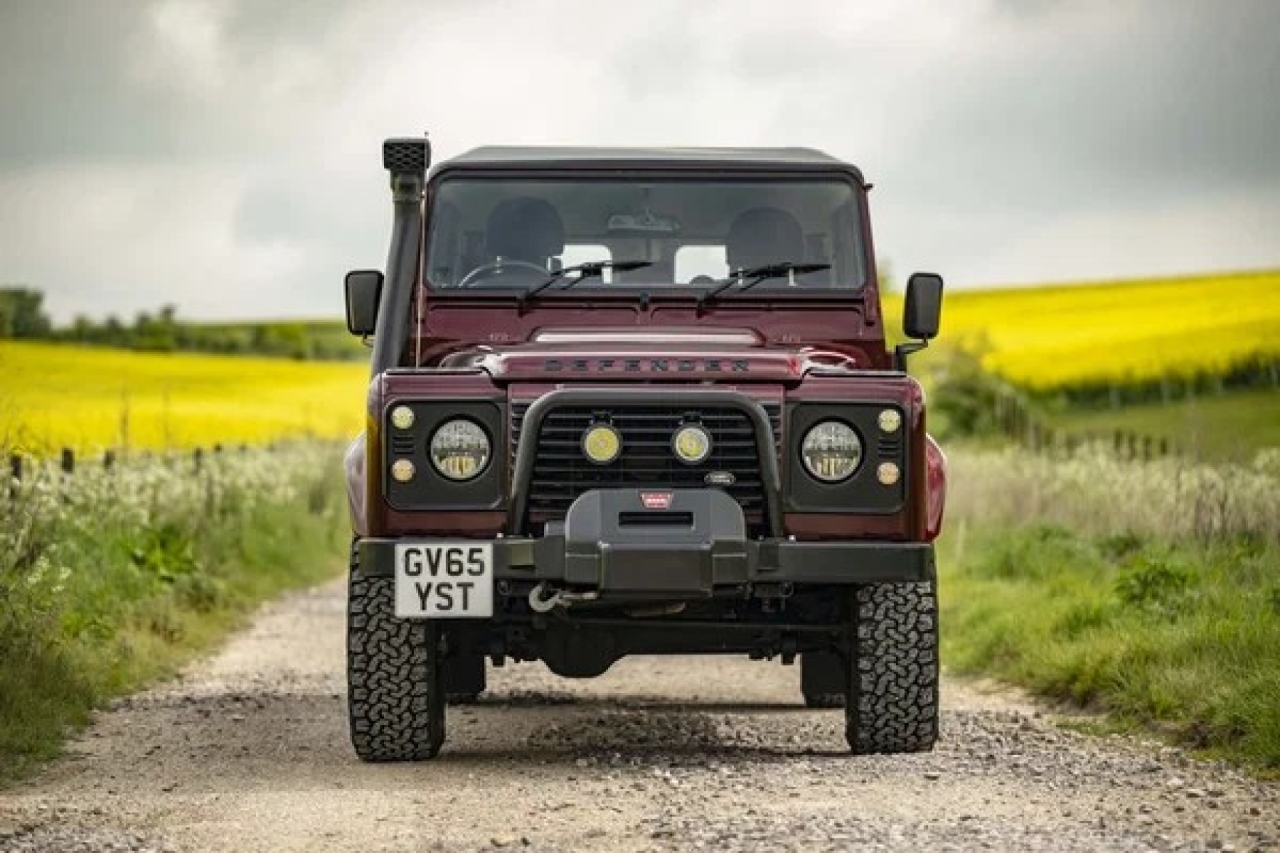 2015 Land Rover Defender 130