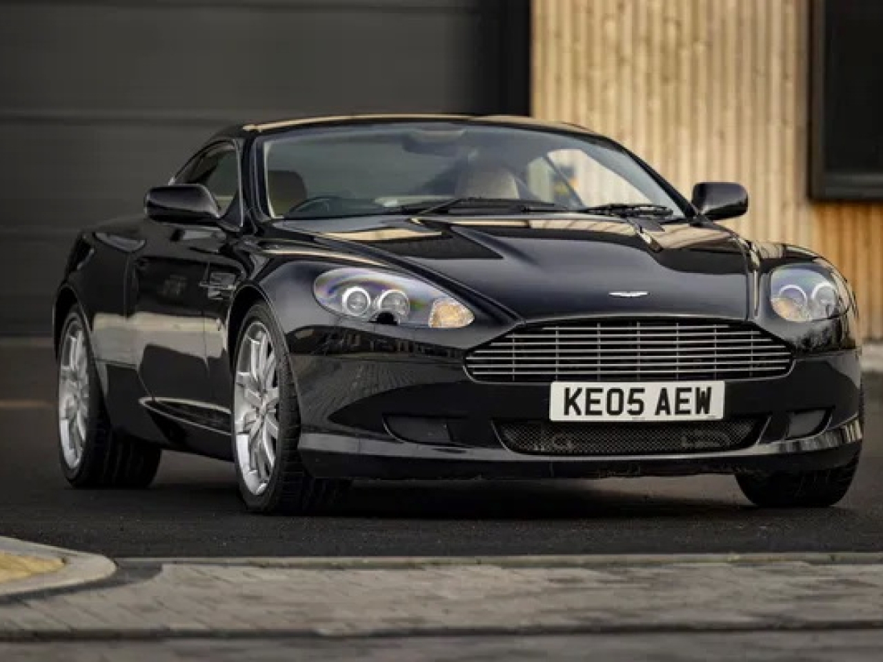 2005 Aston Martin DB9