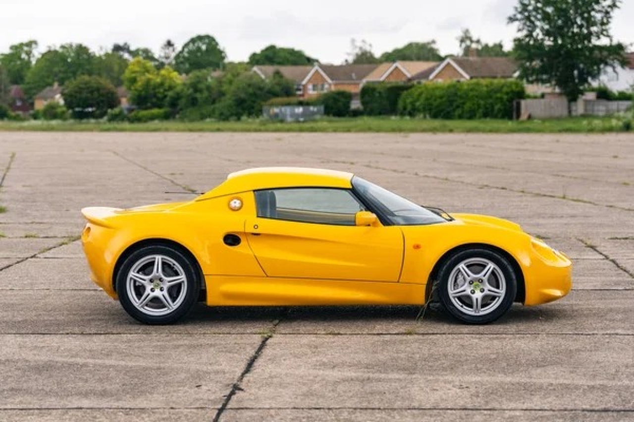 1997 Lotus Elise S1