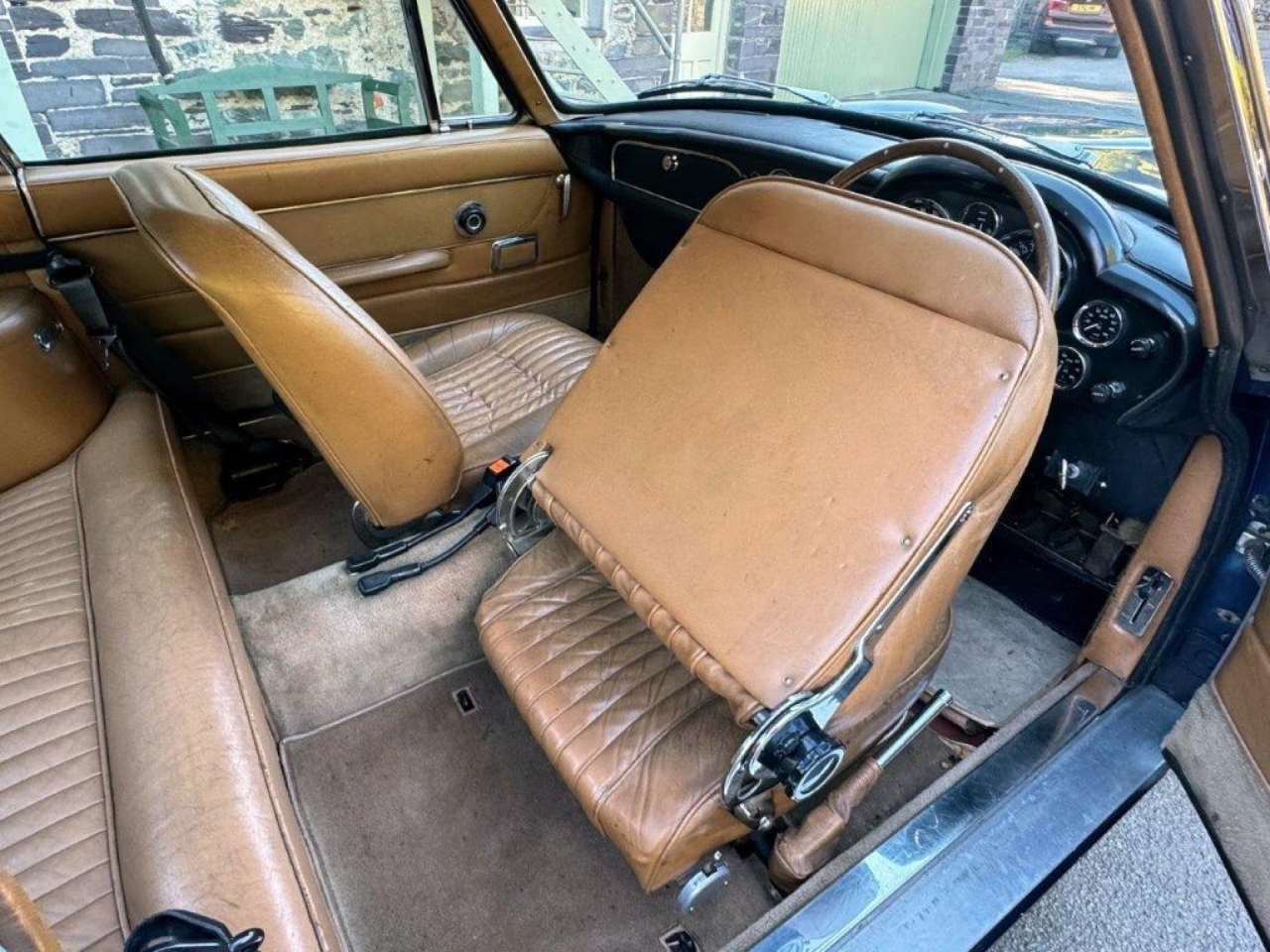 1970 Aston Martin DB6 MK2 Manual 4257R