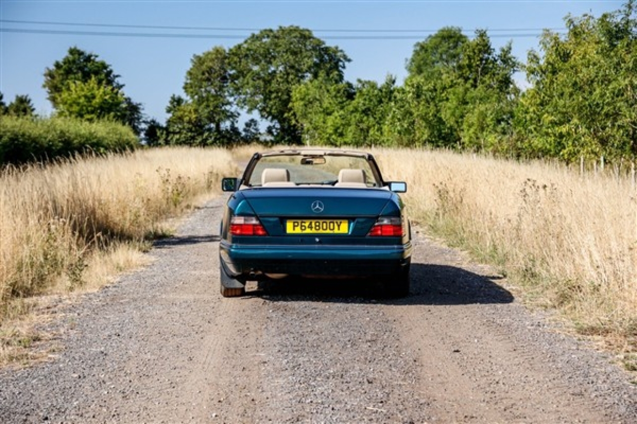 1997 Mercedes Benz E220 Convertible