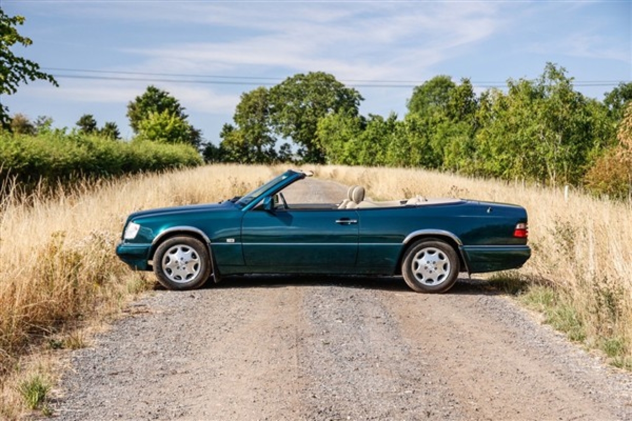 1997 Mercedes Benz E220 Convertible