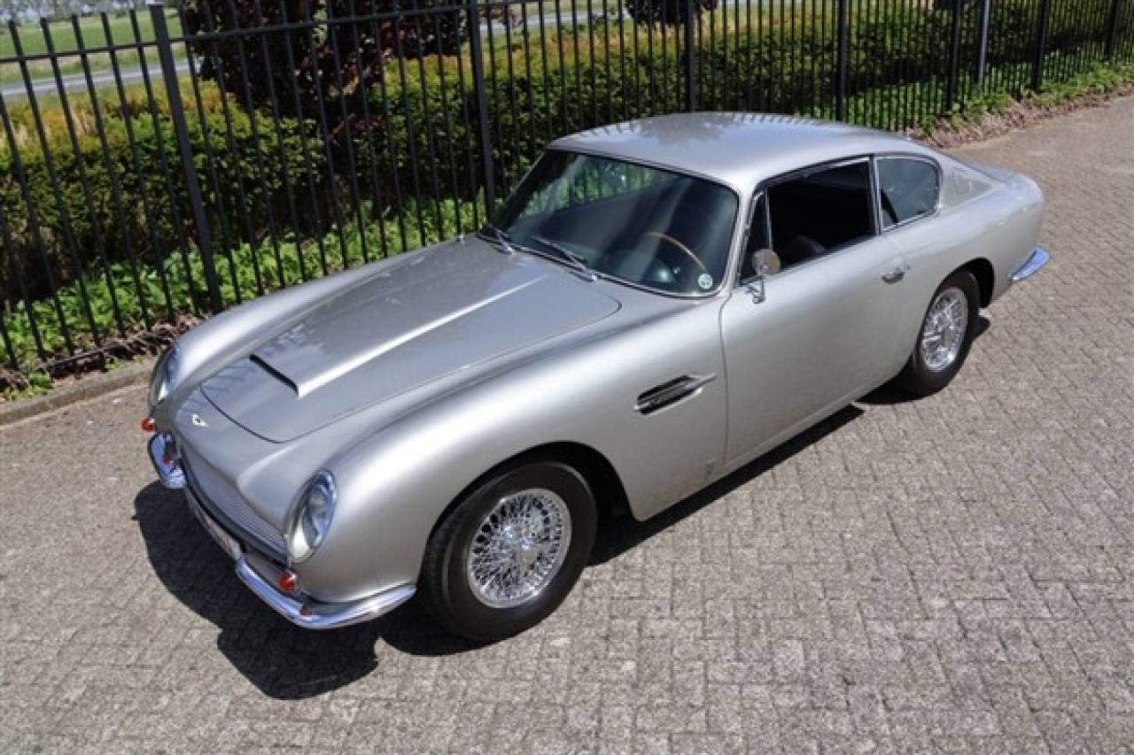 1966 Aston Martin DB6 Vantage