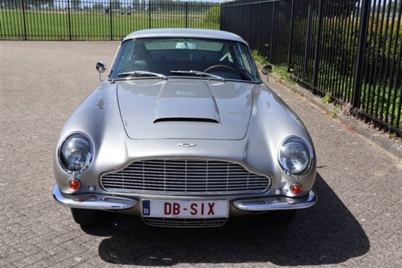 1966 Aston Martin DB6 Vantage