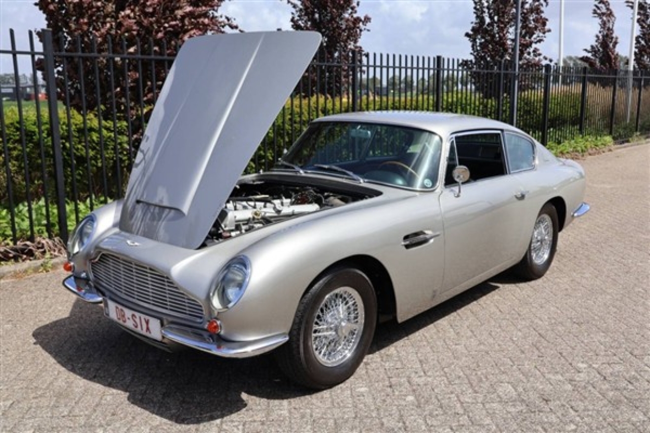1966 Aston Martin DB6 Vantage
