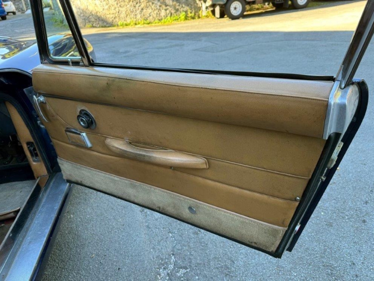 1970 Aston Martin DB6 MK2 Manual 4257R