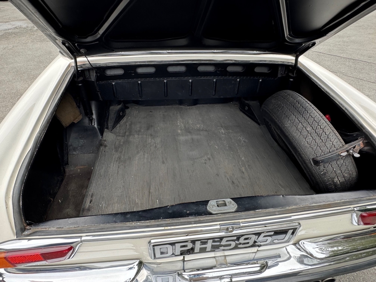 1970 Mercedes-Benz 280SE 3.5Ltr Convertible