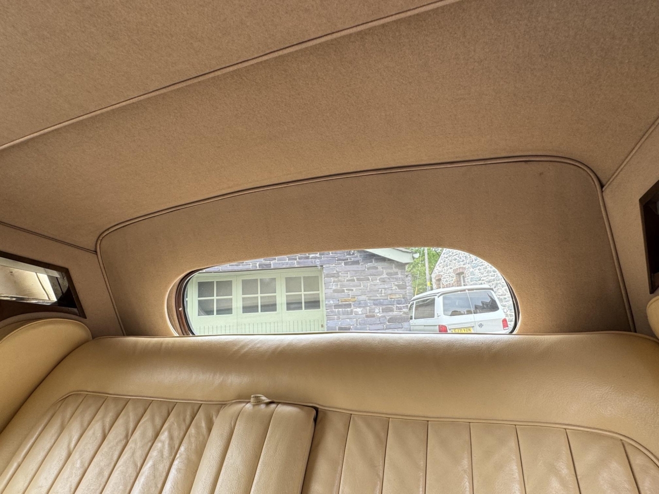 1954 Rolls-Royce Silver Dawn ‘Big Boot’ Automatic Saloon SOG68