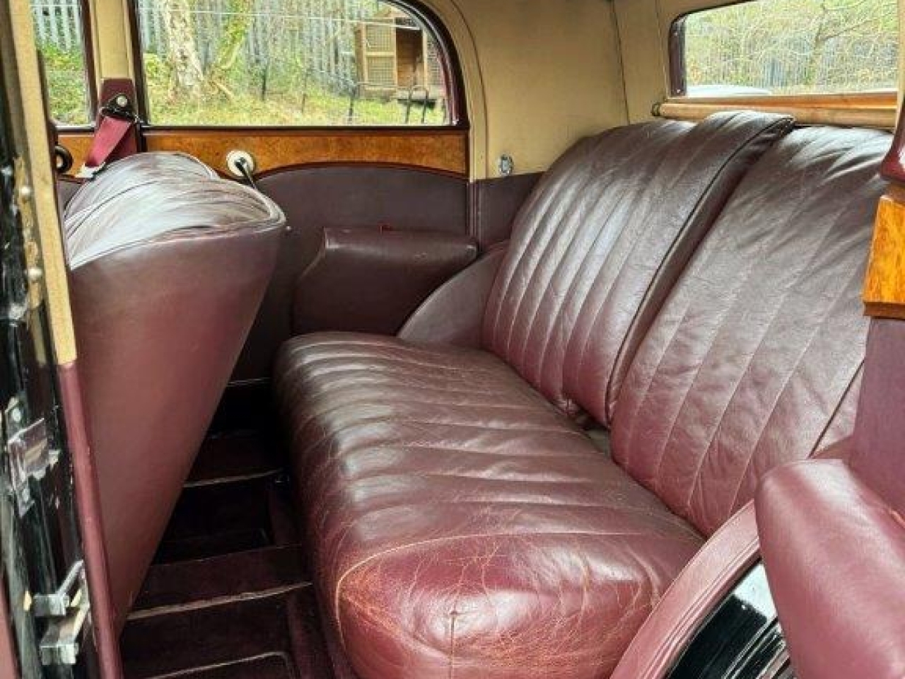 1933  Rolls-Royce 20/25 Rippon Sports Saloon GWX10