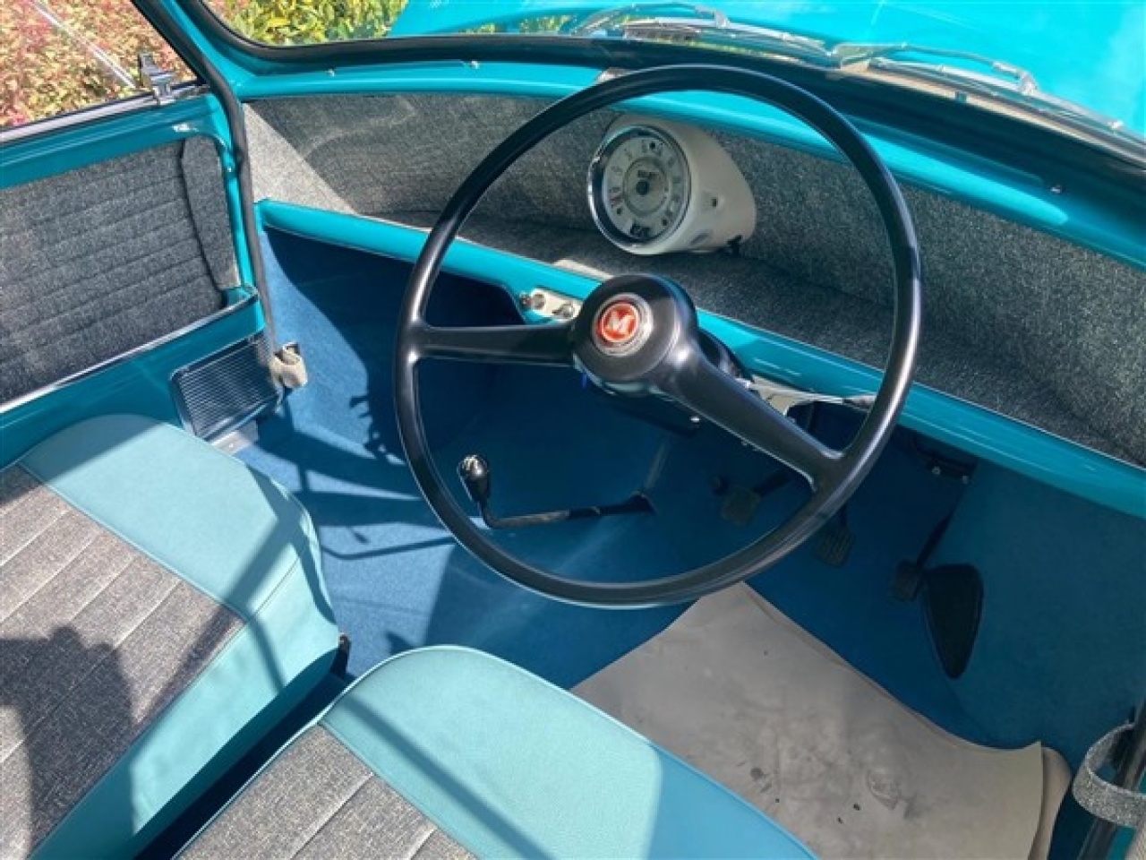1961 Morris Mini Deluxe