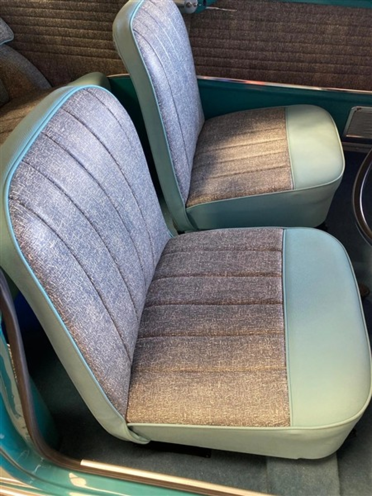 1961 Morris Mini Deluxe