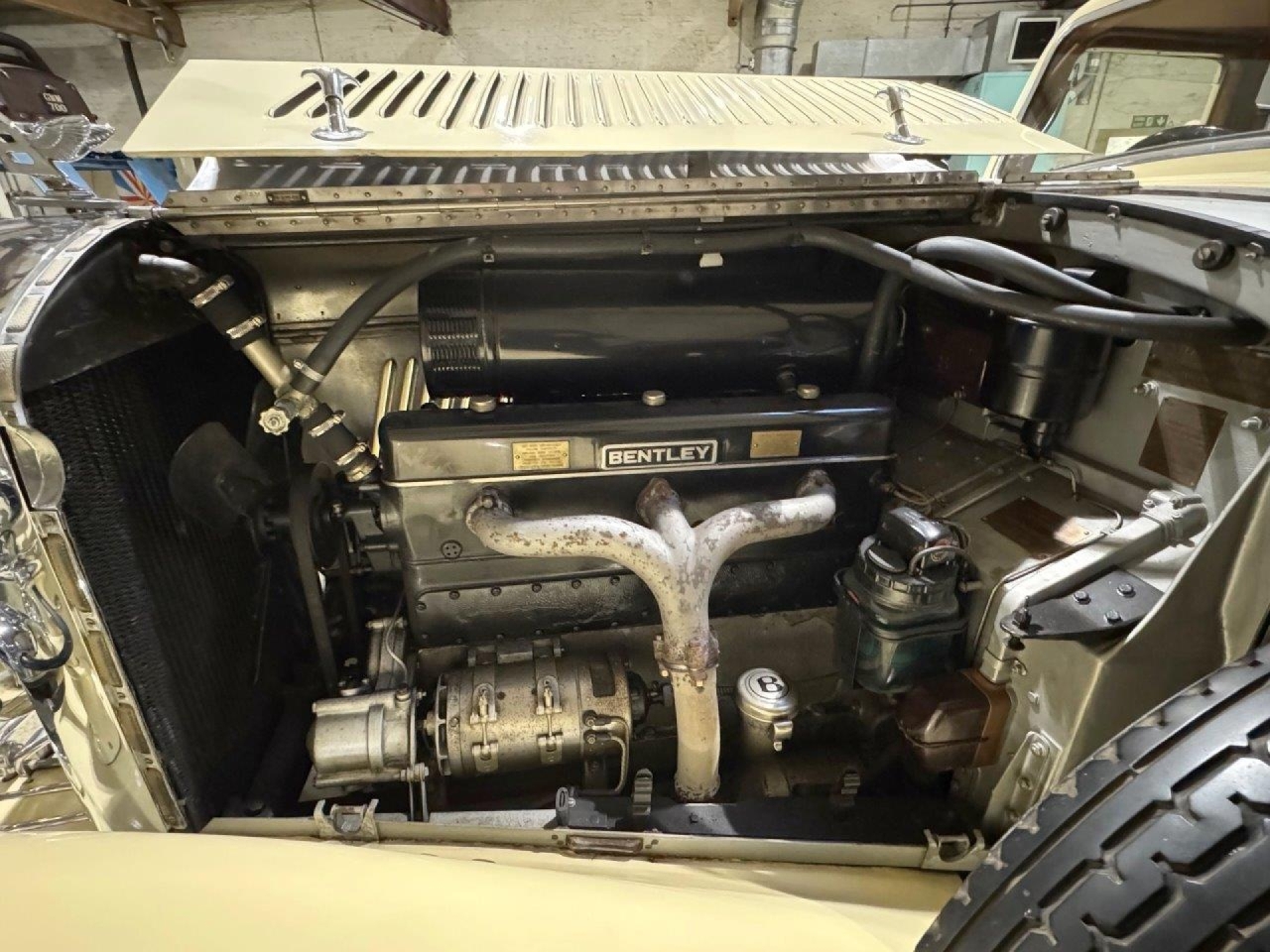 1936 Bentley 4¼ Litre Park Ward ‘Close Coupled’ Sports Saloon