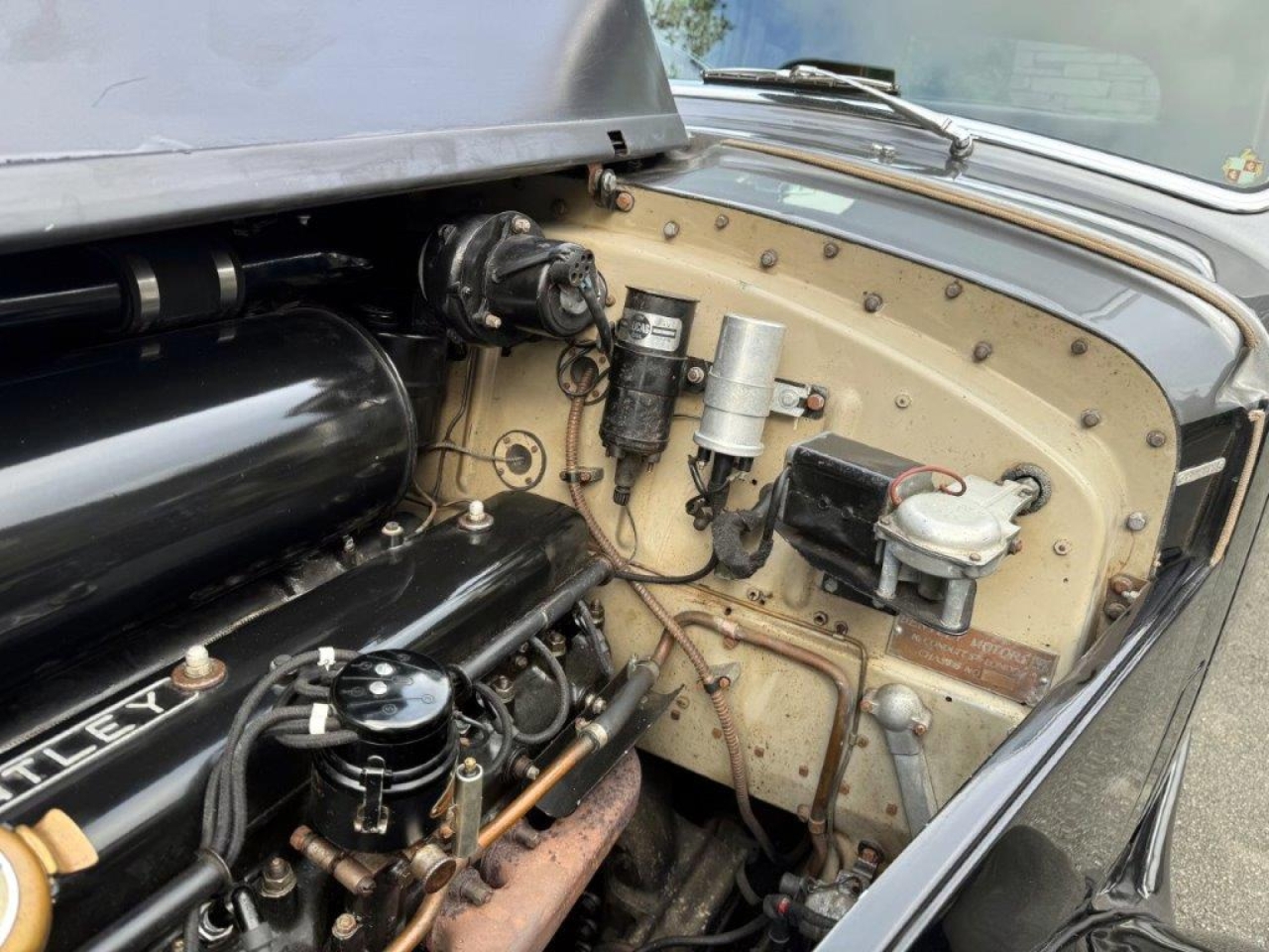 1953 Bentley R Type Manual Sport Saloon (with a difference!)  B339TO