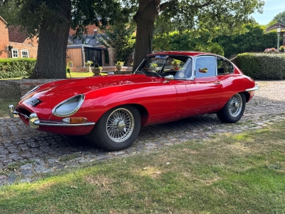 Jaguar 4.2 Series 1 E type fixed Head Coupe