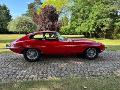Jaguar 4.2 Series 1 E type fixed Head Coupe