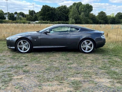 Aston Martin DB9 Coupe Sport pack