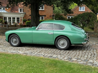 Aston Martin DB2/4