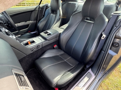 Aston Martin DB9 Coupe Sport pack