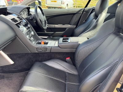 Aston Martin DB9 Coupe Sport pack