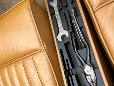 Aston Martin DB2/4 Drophead Coupe