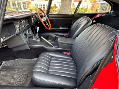 Jaguar 4.2 Series 1 E type fixed Head Coupe