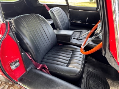 Jaguar 4.2 Series 1 E type fixed Head Coupe