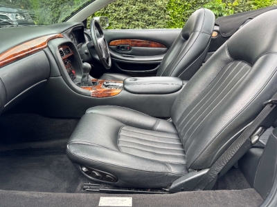 Aston Martin DB7i6 Volante