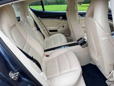 Porsche Panamera 4S Porsche Panamera 4S