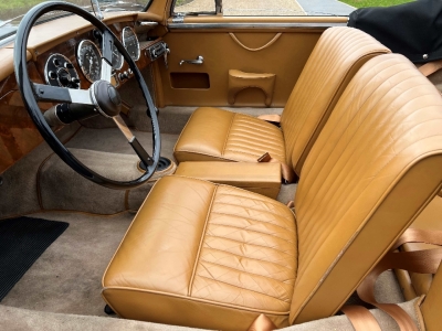 Aston Martin DB2/4 Drophead Coupe