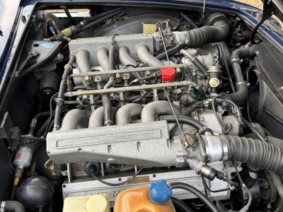 Aston Martin V8 Saloon weber efi