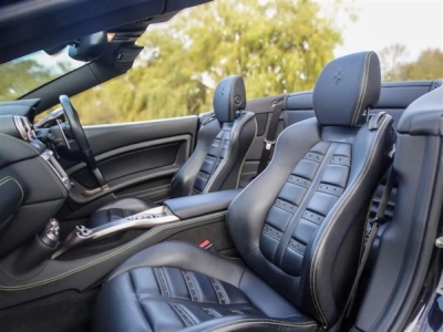 2010(10) Ferrari California