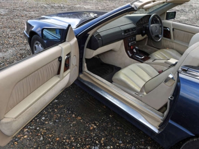 1994 Mercedes-Benz SL320