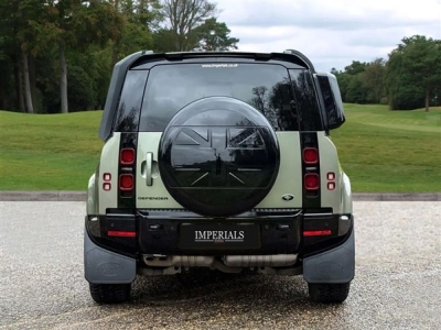 2023(23) Land Rover Defender 90