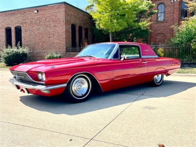 1966 Ford Thunderbird