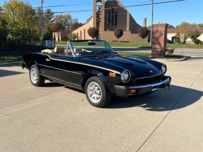 1982 Fiat 124 Convertible