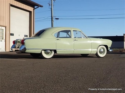 1953 Kaiser Traveler