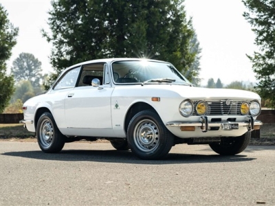1974 Alfa Romeo GTV 2000