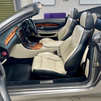 2002 Aston Martin DB7 Vantage Volante