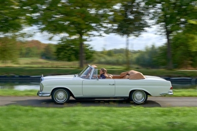 1964 Mercedes 220 SEB Cabriolet/Convertible