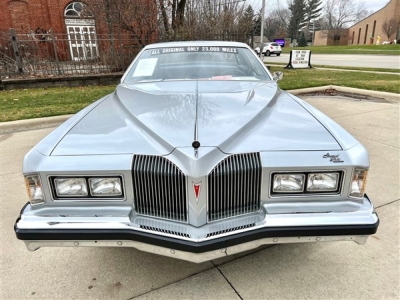 1976 Pontiac Grand Prix