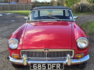 1963 MG B Roadster Mk1 (Tartan Red)