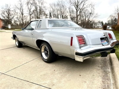 1976 Pontiac Grand Prix