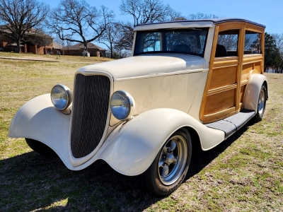 1933 Ford Woodie Station Wagon