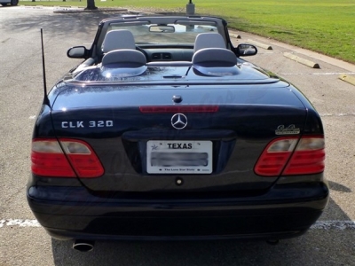 2003 Mercedes-Benz CLK320
