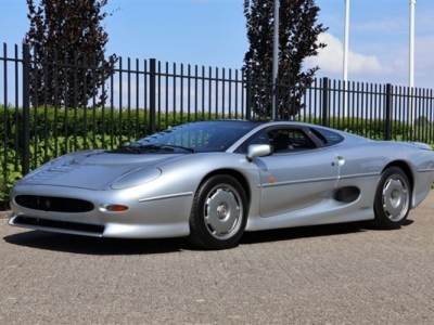 1993 Jaguar XJ220