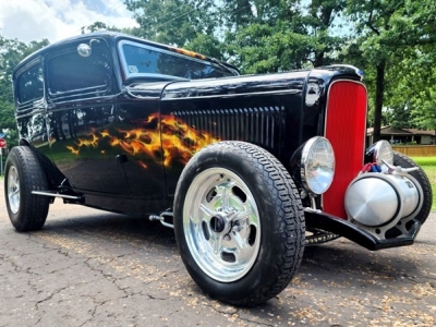 1932 Ford Sedan Custom