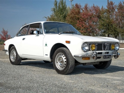 1974 Alfa Romeo GTV 2000